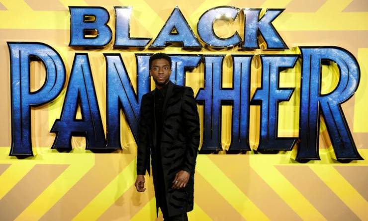 Chadwick Boseman, astro de Pantera Negra, morre aos 43 anos